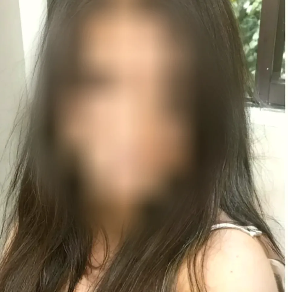 Christina, 21