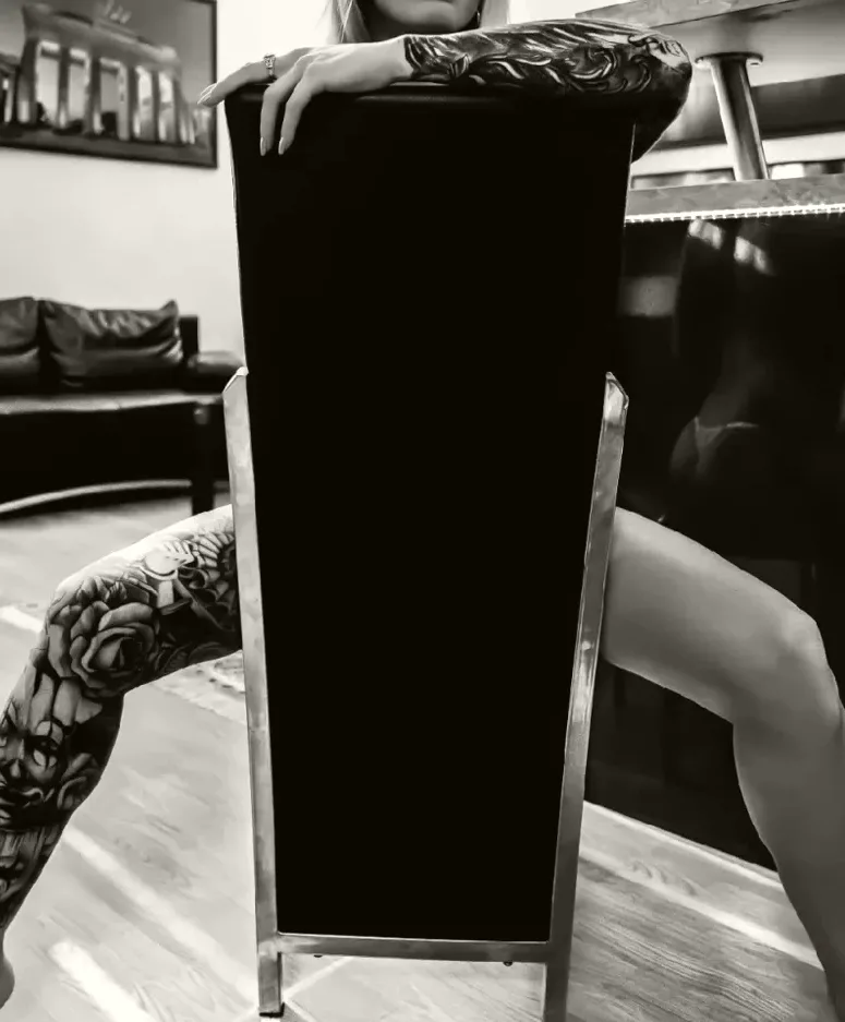Layla, 25